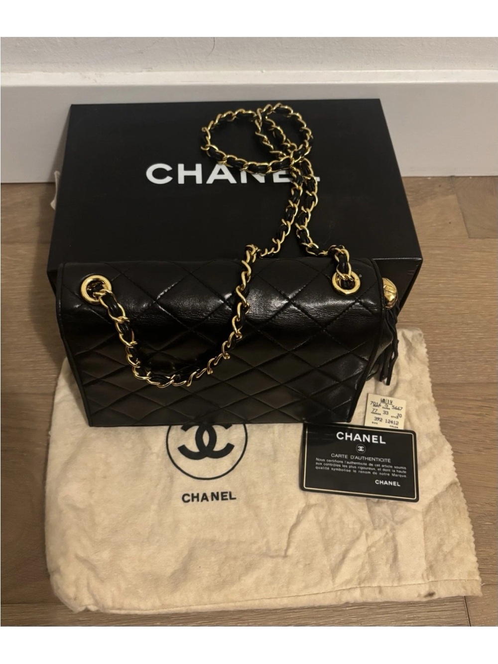 Chanel Diamond Quilt Flap Bag With Logo Box, Dust Bag & Card - Picture 10 of 13